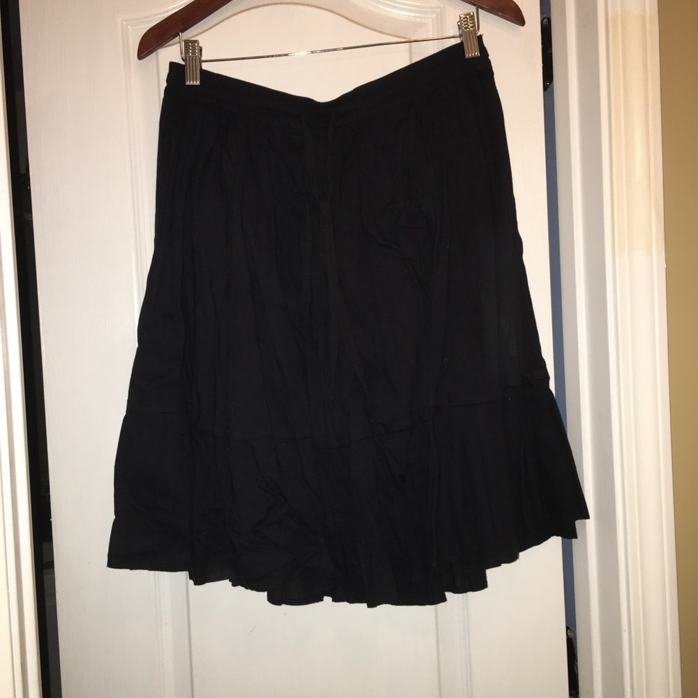 Black skirt